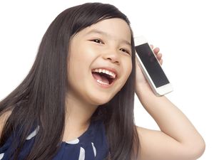Sindir Orangtua, Bocah Ini Ingin Jadi Smartphone Sindir Orangtua, Bocah Ini Ingin Jadi Smartphone