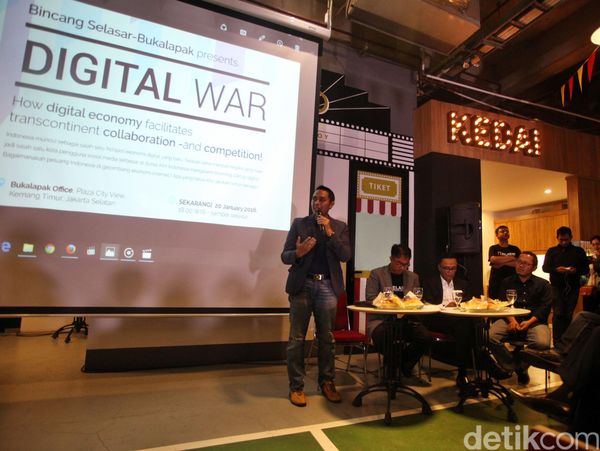 Diskusi Perang Abad Digital
