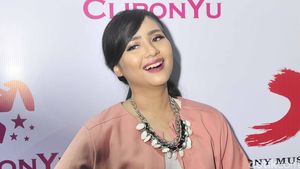 Gita Gutawa Pretty in Pink