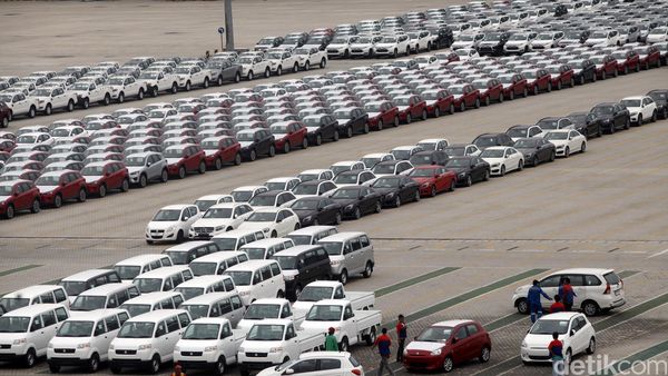 Ekspor Otomotif Naik Tipis Sepanjang 2015