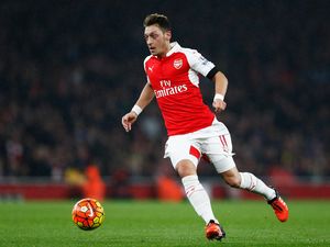 Lawan Chelsea, Wenger Disarankan Optimalkan Oezil