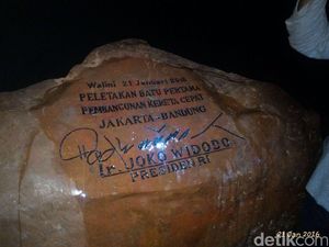 Salah Tulis di Prasasti Kereta Cepat yang Diteken Jokowi Sudah Diperbaiki