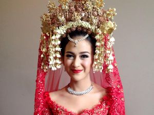 Nina Zatulini yang Tak Pernah Lama Pacaran