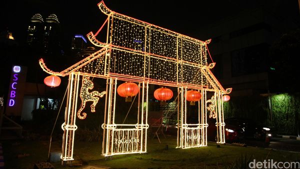 Nuansa Imlek Telah Terasa di SCBD