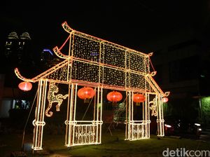 Nuansa Imlek Telah Terasa di SCBD