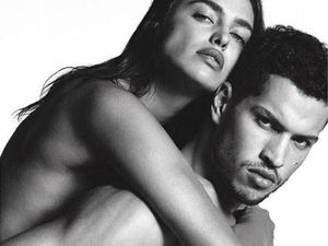 Irina Shayk Tampil Tanpa Busana Untuk Iklan Jeans Givenchy