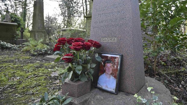 Alexander Litvinenko tewas diracun menggunakan polonium pada 2006.