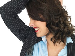 Cara Unik yang Dipercaya Atasi Rambut Rontok: Urin Sapi Hingga Sperma Kerbau