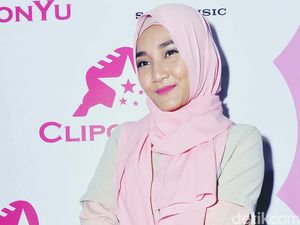 Si Manis Fatin Shidqia Lagi Happy