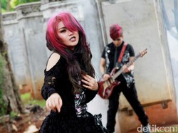 Terinspirasi LArc-en-Ciel, The Virgin Garap Video Klip Bertema Gothic