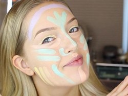 Wajah Dicoret-coret dengan Concealer Warna-warni Jadi Tren Kecantikan