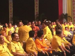 Luhut dan Yasonna Laoly Hadiri Rapimnas Golkar Versi Ical