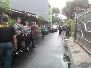 Anggota Polisi Dipukul Stik Baseball saat Gerebek Pengguna Narkoba