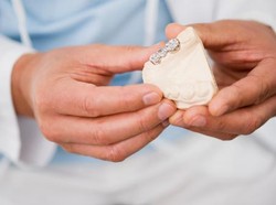 Hati-hati, Ini Risiko Jika Malas Tambal Gigi yang Berlubang