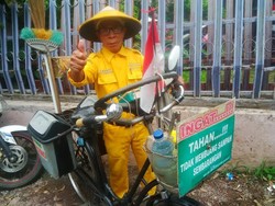 Diajak Ridwan Kamil Umrah, Ini Doa Sariban Pejuang Kebersihan