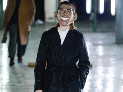 Barack Obama Sampai Hillary Clinton Jadi Model Fashion Show