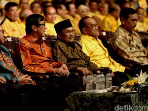 Luhut: Kehadiran di Rapimnas Golkar Sesuai Arahan Presiden