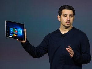 iPad Mahal Lebih Laku dari Tablet Microsoft