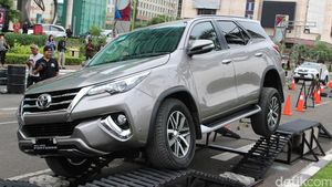 Fortuner, Pajero Sport, Nissan Terra dkk Mana Paling Bertenaga?