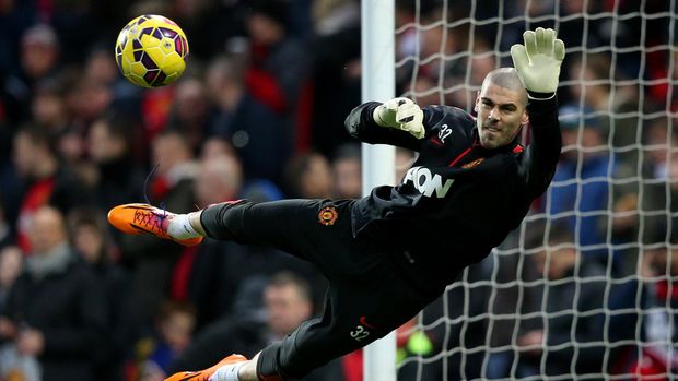 Valdes cuma 2 kali main di MU.