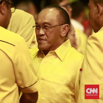 Menilik Keseimbangan Poros Jokowi-Maruf dan Prabowo-Sandi