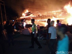 Pasar di Tanjung Balai Sumut Terbakar, Ratusan Kios Hangus