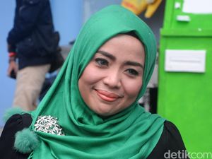 Siap Nikah Ketiga Kali, Muzdalifah Rela Jadi Istri Kedua? Siap Nikah Ketiga Kali, Muzdalifah Rela Jadi Istri Kedua?