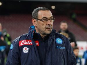 Sebut Higuain yang Terbaik, Sarri: Ditukar Lewandowski pun Saya Enggan