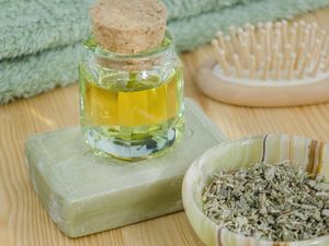 Alasan Kenapa Harus Pakai Sabun Mandi yang Mengandung Minyak Esensial