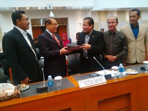 Taufik Kurniawan Lantik Kahar Muzakir Jadi Ketua Banggar DPR