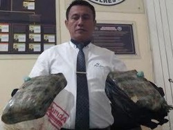 Pemancing Temukan 2 Kg Ganja yang Dihanyutkan ke Sungai