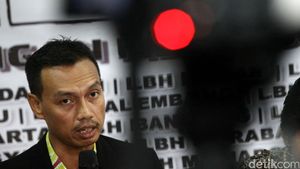 Eks Ketua Umum Gafatar Berikan Keterangan