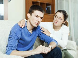 Riset Membuktikan Pria Lebih Terlambat Dewasa dari Wanita