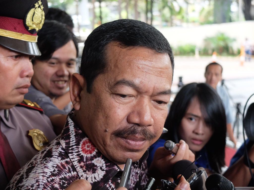 Kepala Badan Siber: Sebenarnya #HoaxMembangun Itu Gimmick dan Kritik Kepala Badan Siber: Sebenarnya #HoaxMembangun Itu Gimmick dan Kritik