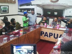 10 Anggota OPM Menyerahkan Diri ke Polda Papua dan Bergabung ke NKRI