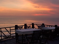 Cuaca Ekstrem di Tanah Lot, Tim SAR Disiagakan