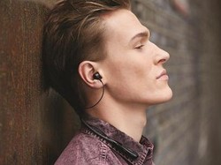 Pakai Rumus Ini Agar Dengarkan Musik Lewat Earphone Tak Bikin Tuli