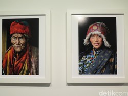 Ketika Galeri Seni Bekas Barak Militer Buka Malam Hari