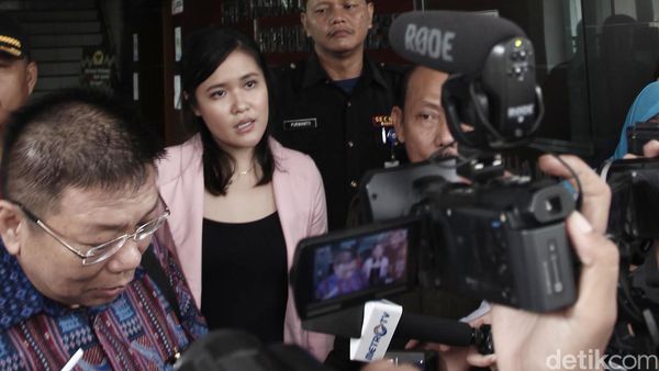 Jessica Datangi Komnas HAM