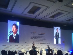 Dirut Mandiri Bicara Peluang dari Perlambatan Ekonomi China