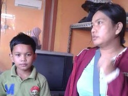 Rido, Bocah yang Menangis Semalaman di Tanah Abang Akhirnya Bertemu Ibunya