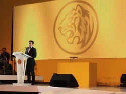 Meriahnya Perayaan Transformasi BII Maybank Menjadi Maybank Indonesia