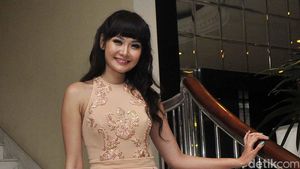 Alena Wu Cantik Berwajah Oriental