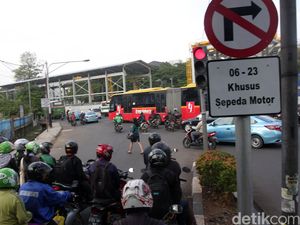 Anies Bicara Penghapusan Larangan Motor di Jalan Protokol, Ini Efeknya Anies Bicara Penghapusan Larangan Motor di Jalan Protokol, Ini Efeknya