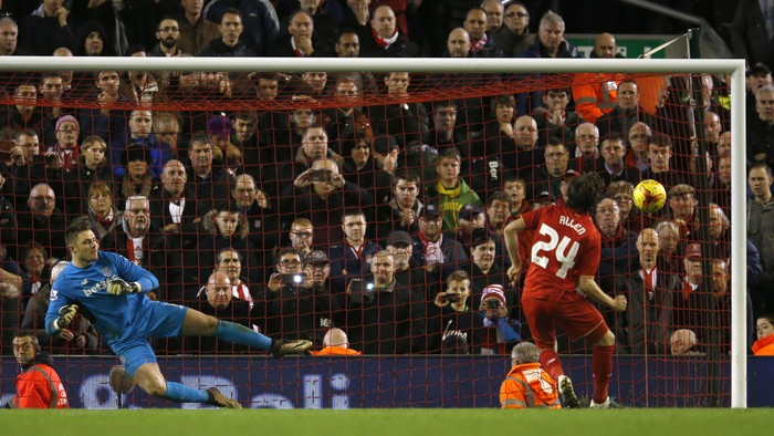 Kalahkan Stoke via Adu Penalti, Liverpool Lolos ke Final