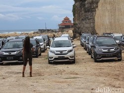 Kotor-kotoran dengan BR-V di Bali