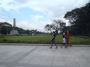 Manila, Kembarannya Jakarta