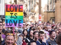 Parlemen Malta Katakan Ya pada Pernikahan Sejenis