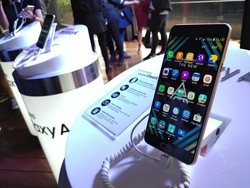 Galaxy A Terkencang Dibekali Jeroan Mahal