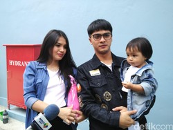 Bakal Dikaruniai Anak ke-2, Ricky Harun dan Herfiza Cuek Gosip Cerai